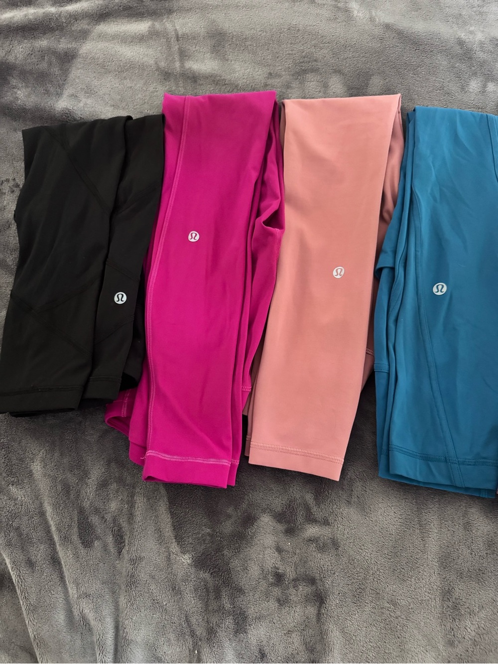 Lululemon legging bundle - 6 pairs. Great condition! - Picture 3 of 16